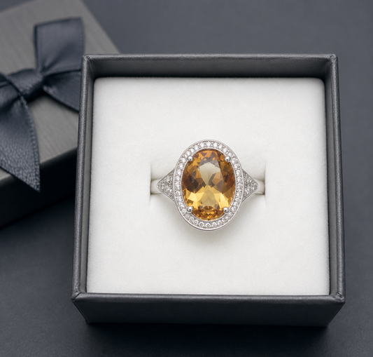 Golden Halo Elegance Ring